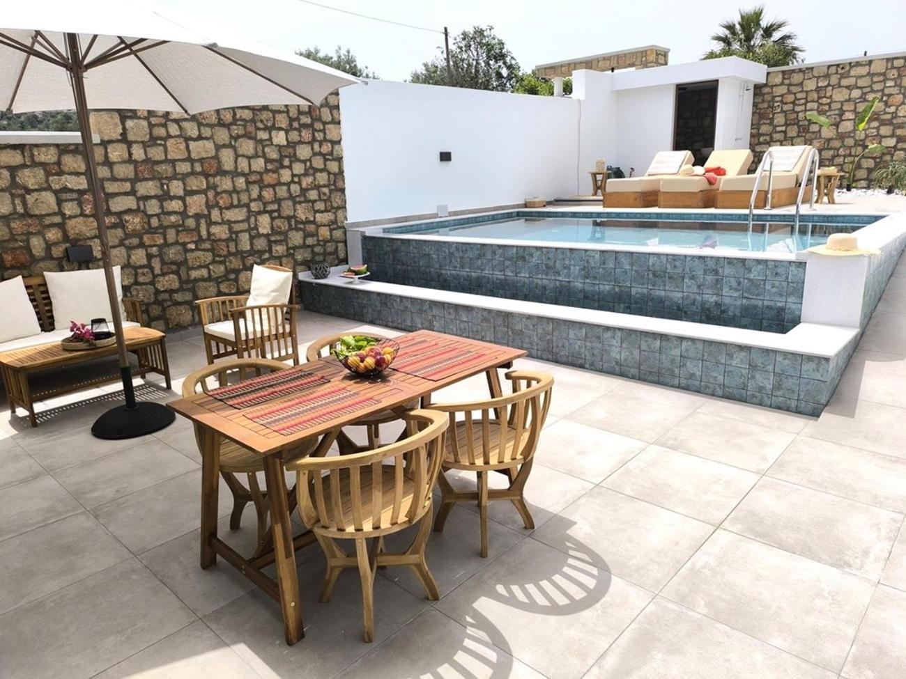 Valantina'S & Mannouel Lardos Luxury Villas Exterior foto